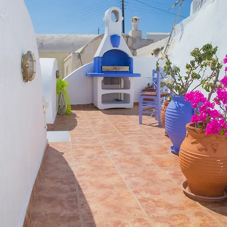 Lydia Luxury * Karterados (Santorini)